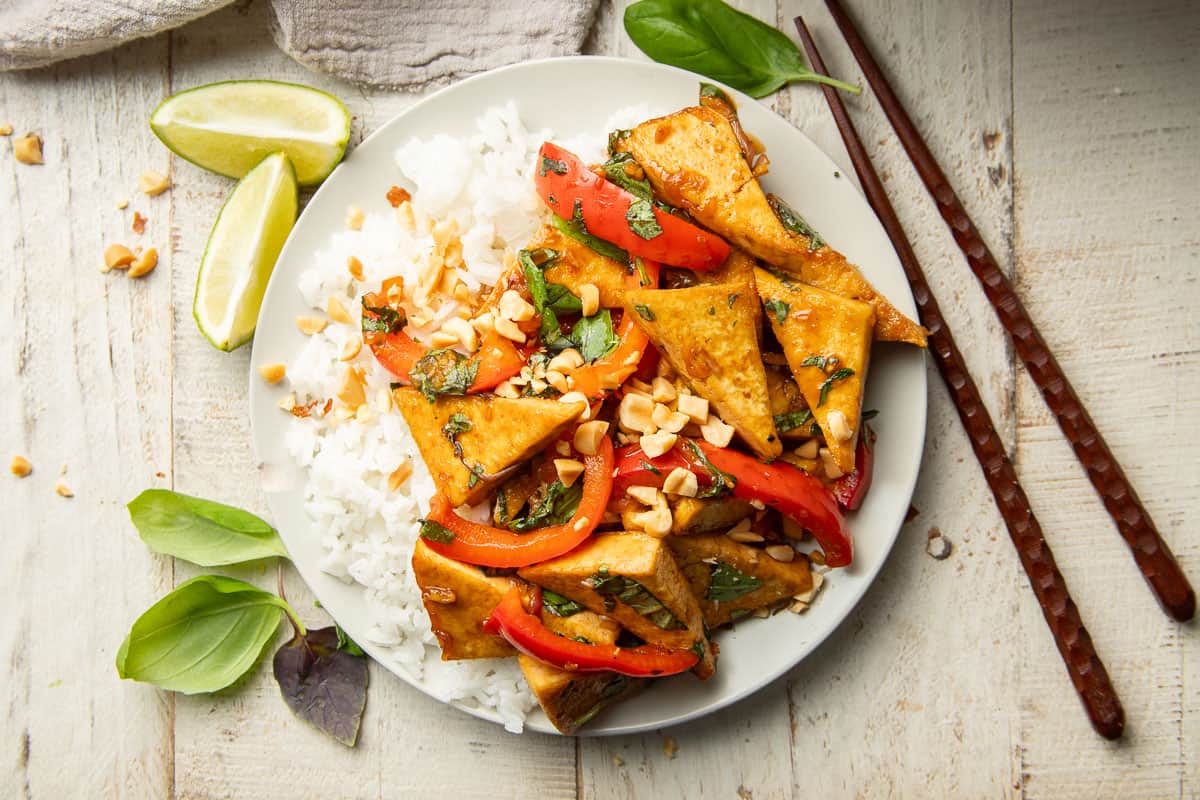 Lemongrass Tofu Stir-Fry – Connoisseurus Veg